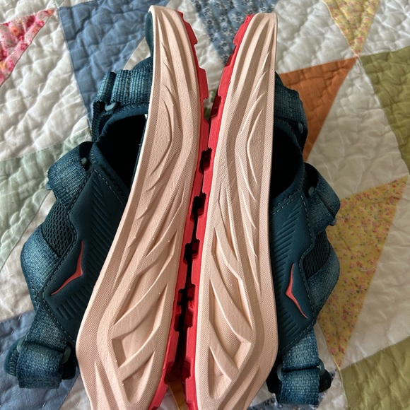 Hoka one one Blue Infini Hike TC Sandals size 7.5-8/38.5 lightweight comfort - Picture 6 of 10